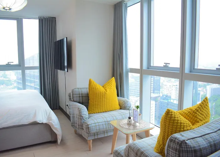 Muji Style 2br With Free Parking Bgc *