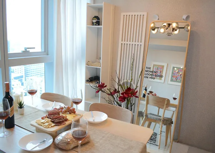 Muji Style 2br With Free Parking Bgc * Manila